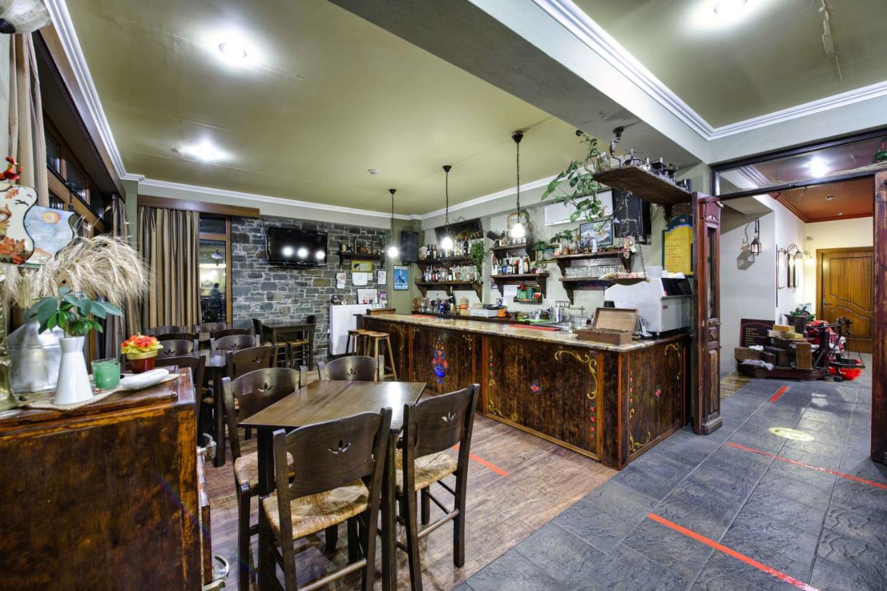 Hotel Teloneio Plaka  Екстериор снимка