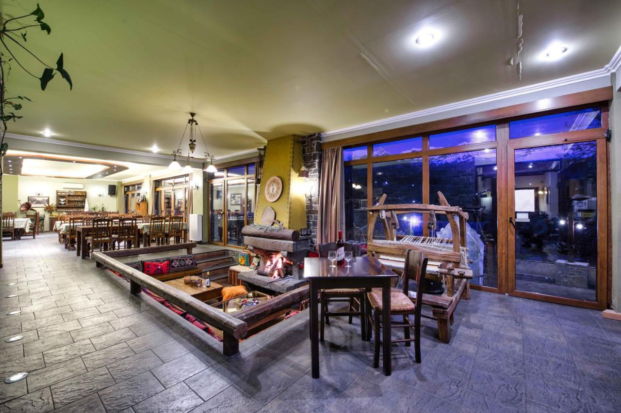 Hotel Teloneio Plaka  Екстериор снимка