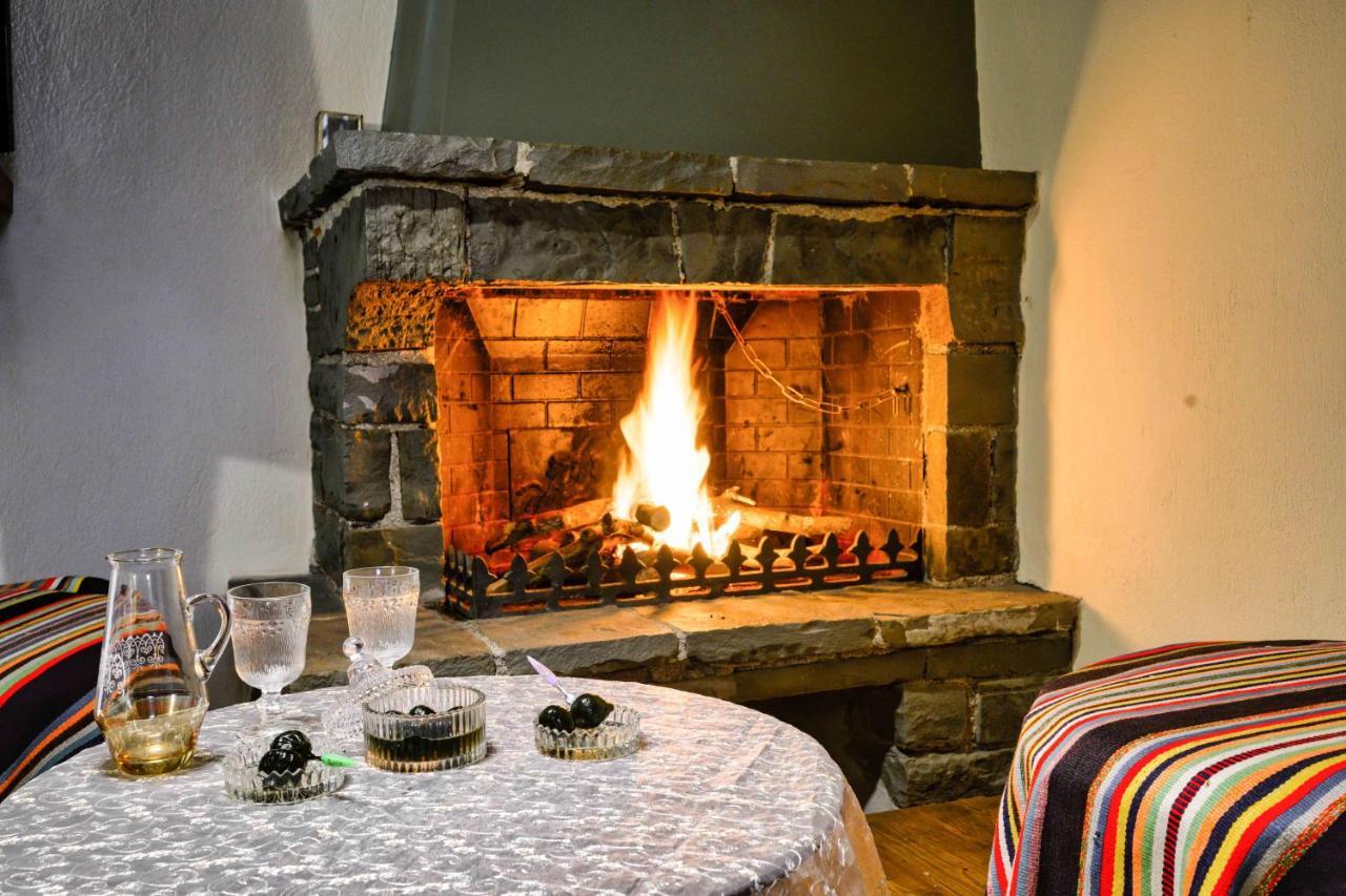 Hotel Teloneio Plaka  Екстериор снимка
