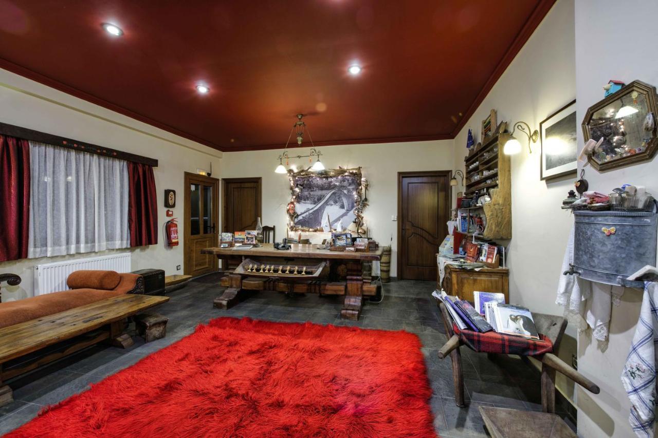 Hotel Teloneio Plaka  Екстериор снимка